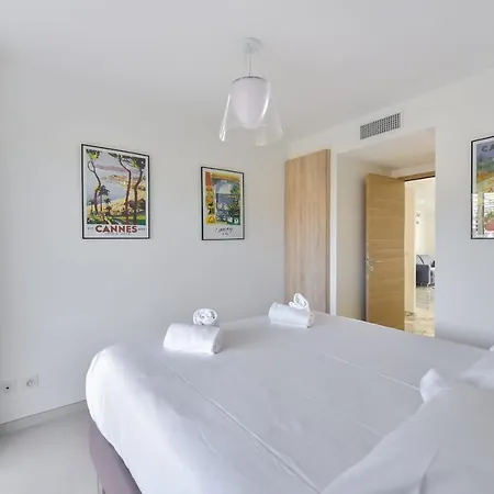 4p With Terrace Sea View And Pool Cannes